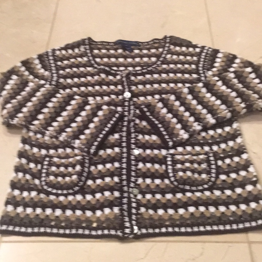 Never worn! Gorgeous sweater!